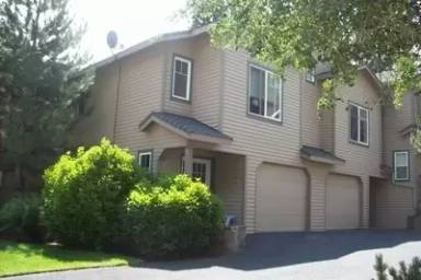 Main picture of 1743 SW Knoll Ave