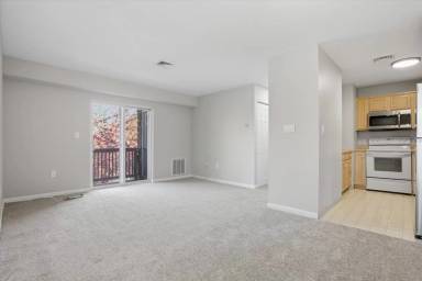 Main picture of 205 Horseshoe Dr