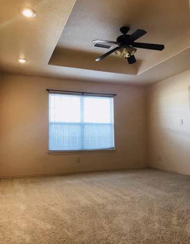 Main picture of 1915 Clover Ln