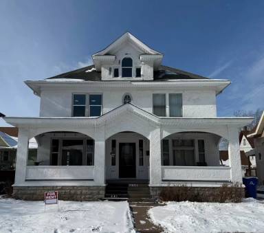 Main picture of 441 Stryker Ave