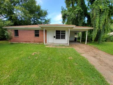 Main picture of 741 Navaho Trl