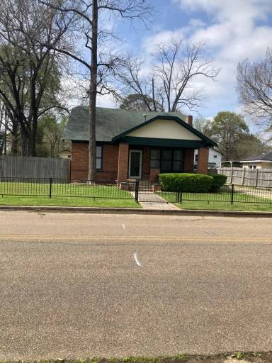 Main picture of 2009 Olive St