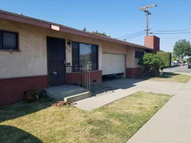 Main picture of 9443 Somerset Blvd
