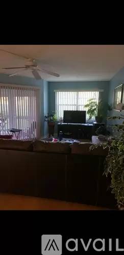 Main picture of 1000 SW 125th Ave