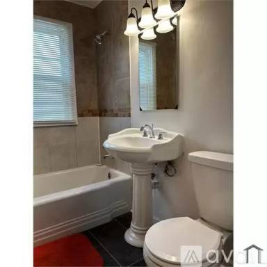 Main picture of 205 E 142nd Pl