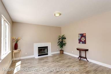 Main picture of 1213 Montgomery Ln
