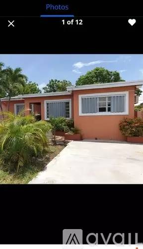 Main picture of 542 E 20th St