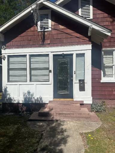 Main picture of 519 W 25th St