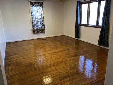 Main picture of 807 Lincoln Ave