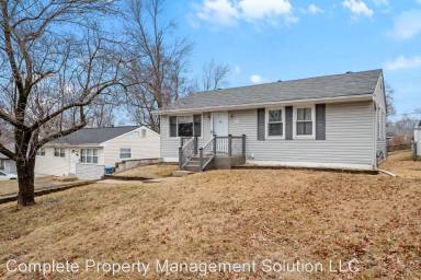 Main picture of 1135 Maple Ave