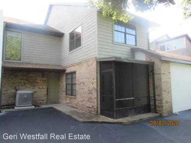 Main picture of 60 N Halifax Dr