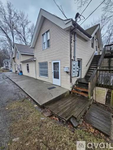 Main picture of 17 Clove Rd
