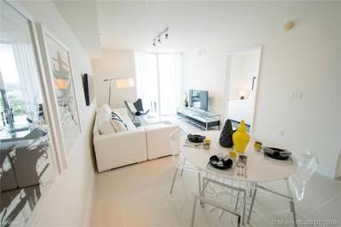 Main picture of Terrazas Riverpark Village