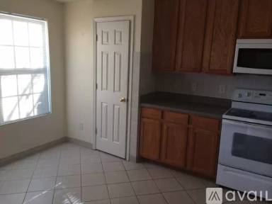 Main picture of 101 Baberton Dr
