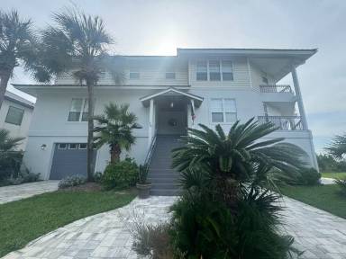 Main picture of 29 Garden Bay Ct