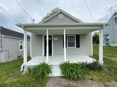Main picture of 102 Ellis St