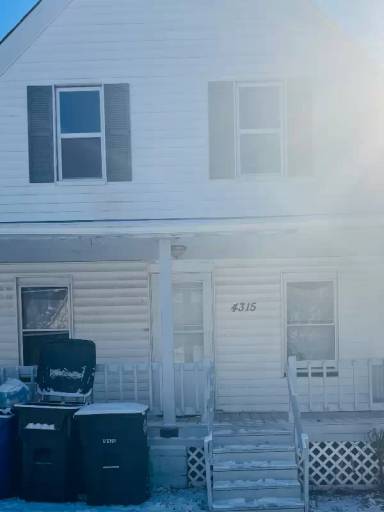 Main picture of 4315 Stickney Ave