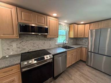 Main picture of 520 Toleman Rd