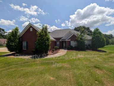 Main picture of 101 Moss Pointe Dr