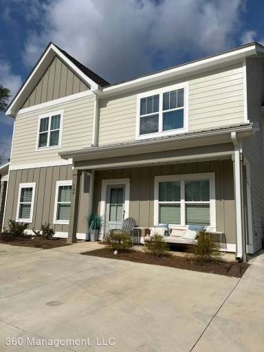 Main picture of 709 Northern Village Ct