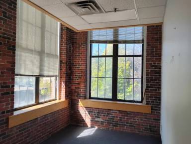 Main picture of 2 Storer St