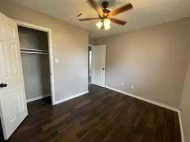 Main picture of 2800 Milby St