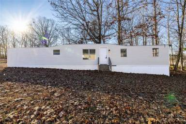 Main picture of 126 Poe Dr