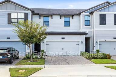 Main picture of 11054 Whistling Pine Way