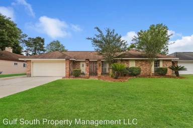 Main picture of 1557 Maplewood Dr