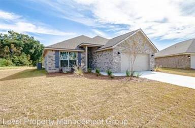 Main picture of 3919 Langley Ave