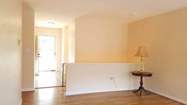 Main picture of 784 Kimberly Ct W