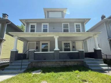 Main picture of 613 N Tacoma Ave