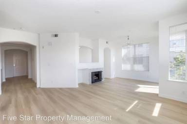 Main picture of 600 Baltic Cir