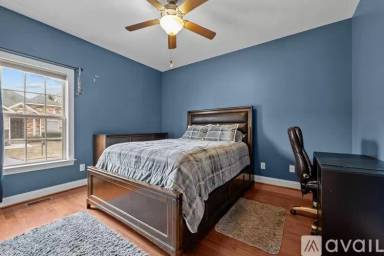 Main picture of 1923 Strathmore Dr