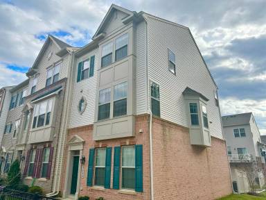 Main picture of 2426 Sommers Ct