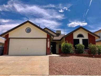 Main picture of 7576 Plaza Redonda Dr