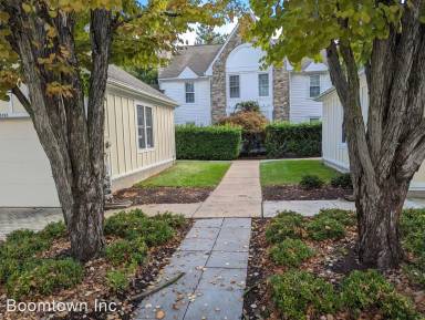 Main picture of 2490 Bear Den Rd
