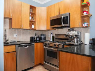 Main picture of 43 E Springfield St