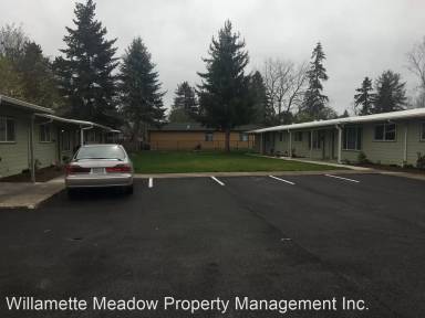 Main picture of 8th St Cottages