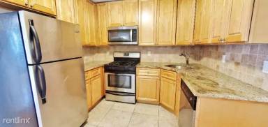 Main picture of 2421 43rd St