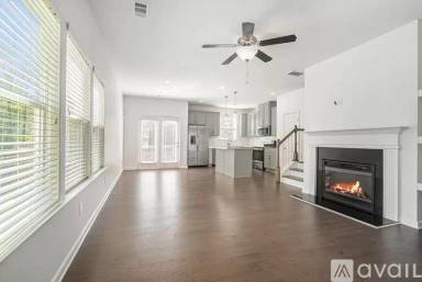 Main picture of 5581 Oak Bend Pl