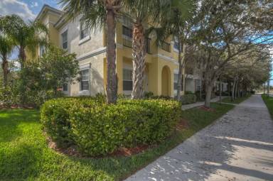 Main picture of 10280 SW Stephanie Way