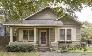 Main picture of 617 S Scott St