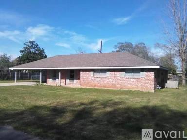 Main picture of 316 Meadow Ln