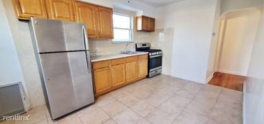 Main picture of 2219 49th St