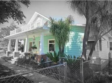 Main picture of 7893 Mango Ave