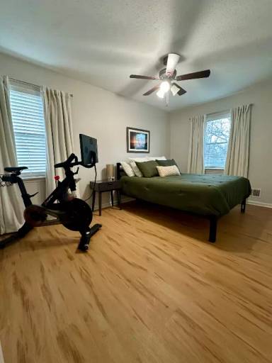 Main picture of 1018 Sir Lancelot Ln