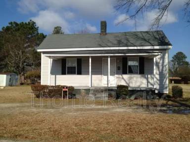 Main picture of 710 W Saint James St