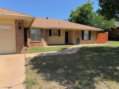 Main picture of 7933 Hearne Dr