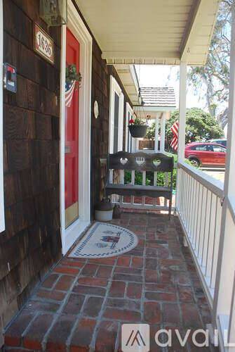 Main picture of 1636 Greenwood Ave